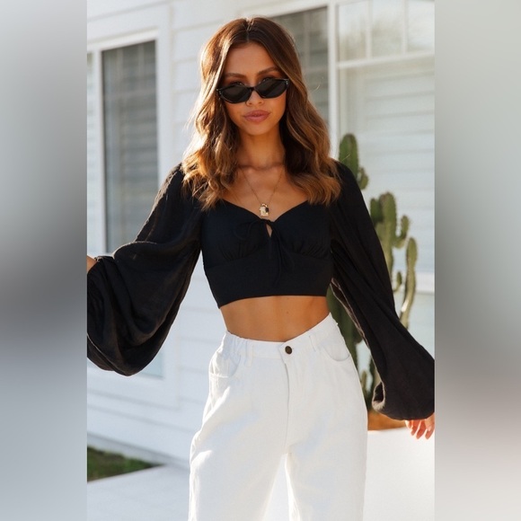 HELLO MOLLY Jordan Crop Top In Black - Picture 6 of 9